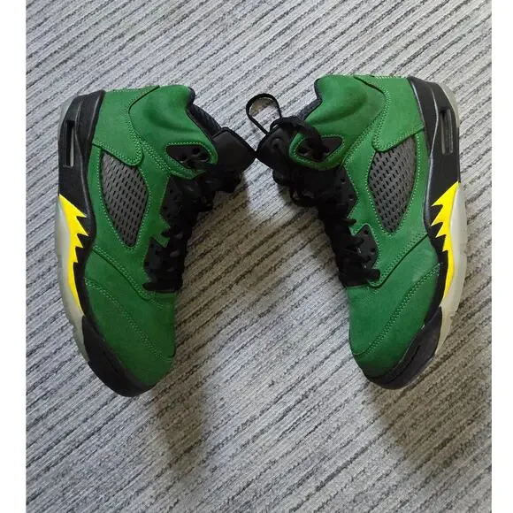 EUC/Like New! Air Jordan 5 Retro SE Green Sneakers - Size 10.5 - Picture 8 of 12